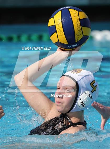 Thumbnail 1 in El Camino vs. La Costa Canyon (San Diego Open) photogallery.
