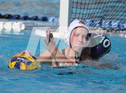 Thumbnail 3 in El Camino vs. La Costa Canyon (San Diego Open) photogallery.