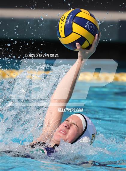 Thumbnail 2 in El Camino vs. La Costa Canyon (San Diego Open) photogallery.