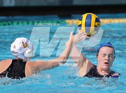 Thumbnail 3 in El Camino vs. La Costa Canyon (San Diego Open) photogallery.