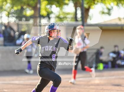 Thumbnail 1 in Lincoln @ Tokay photogallery.
