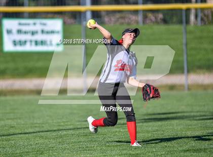 Thumbnail 2 in Lincoln @ Tokay photogallery.