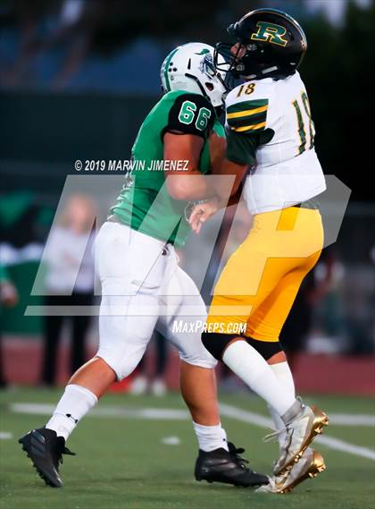 Thumbnail 2 in Royal @ Thousand Oaks photogallery.