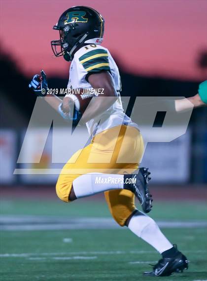 Thumbnail 1 in Royal @ Thousand Oaks photogallery.