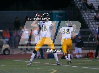 Thumbnail 1 in Royal @ Thousand Oaks photogallery.