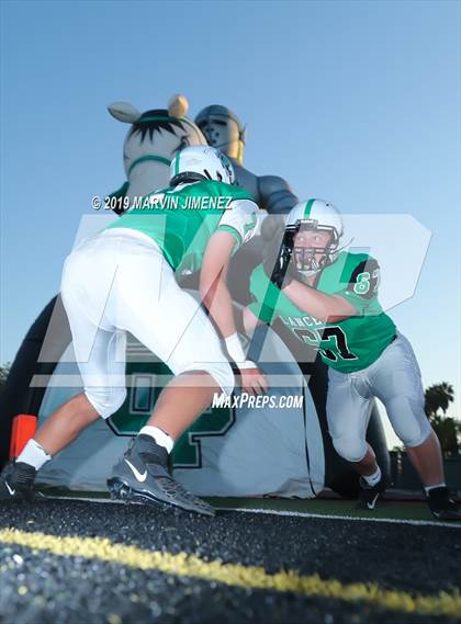 Thumbnail 1 in Royal @ Thousand Oaks photogallery.