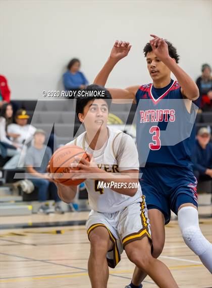 Thumbnail 3 in Francis Parker vs. Christian (Battle of the Bay) photogallery.