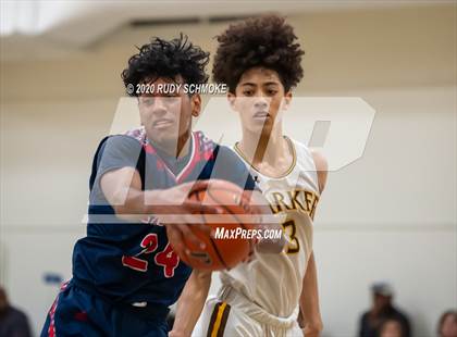 Thumbnail 2 in Francis Parker vs. Christian (Battle of the Bay) photogallery.