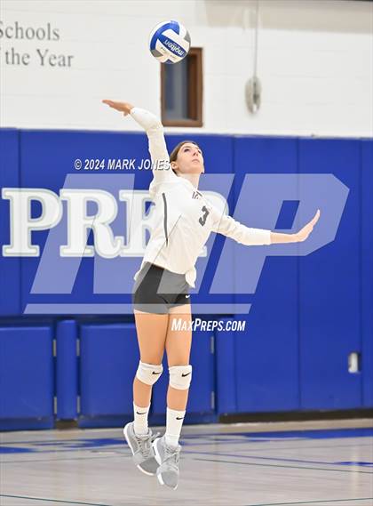 Thumbnail 3 in Xavier College Prep vs. Hamilton photogallery.