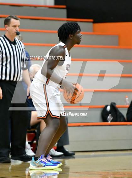 Thumbnail 2 in Union Mine vs. Roseville (Tiger Classic) photogallery.