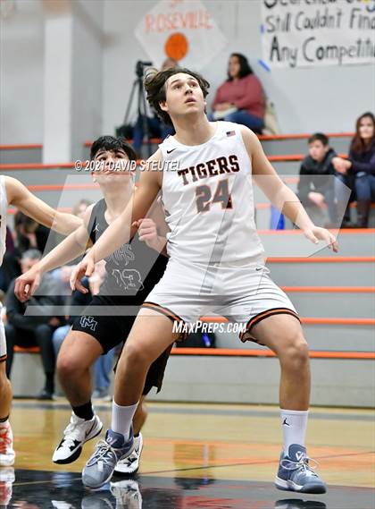 Thumbnail 1 in Union Mine vs. Roseville (Tiger Classic) photogallery.