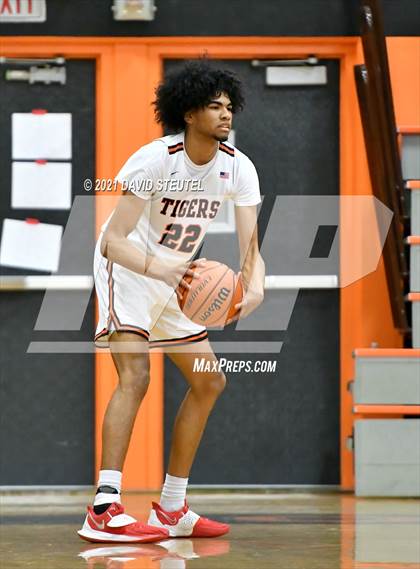 Thumbnail 2 in Union Mine vs. Roseville (Tiger Classic) photogallery.