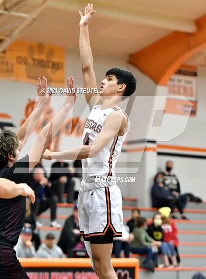 Thumbnail 2 in Union Mine vs. Roseville (Tiger Classic) photogallery.