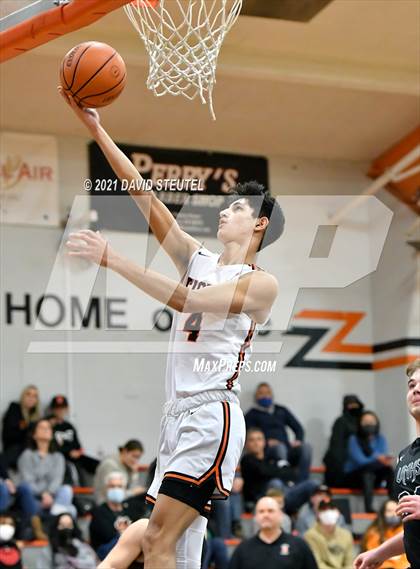 Thumbnail 2 in Union Mine vs. Roseville (Tiger Classic) photogallery.