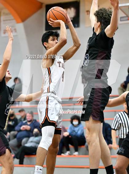 Thumbnail 3 in Union Mine vs. Roseville (Tiger Classic) photogallery.