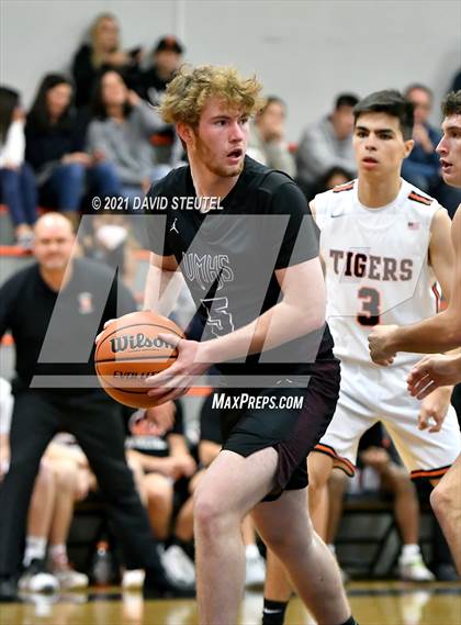 Thumbnail 3 in Union Mine vs. Roseville (Tiger Classic) photogallery.