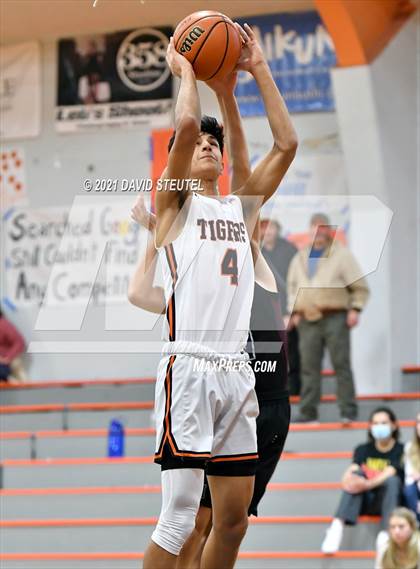 Thumbnail 2 in Union Mine vs. Roseville (Tiger Classic) photogallery.
