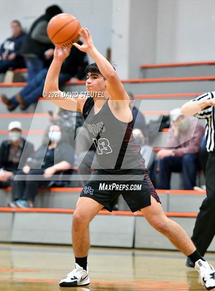 Thumbnail 2 in Union Mine vs. Roseville (Tiger Classic) photogallery.
