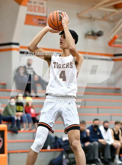 Thumbnail 1 in Union Mine vs. Roseville (Tiger Classic) photogallery.