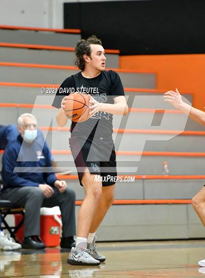 Thumbnail 3 in Union Mine vs. Roseville (Tiger Classic) photogallery.