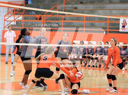 Thumbnail 3 in Grand Saline vs Mineola photogallery.