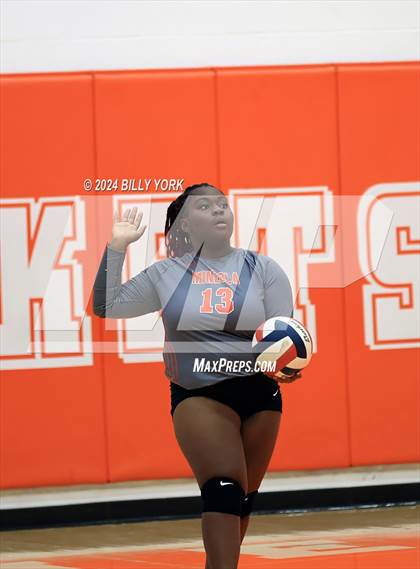 Thumbnail 3 in Grand Saline vs Mineola photogallery.