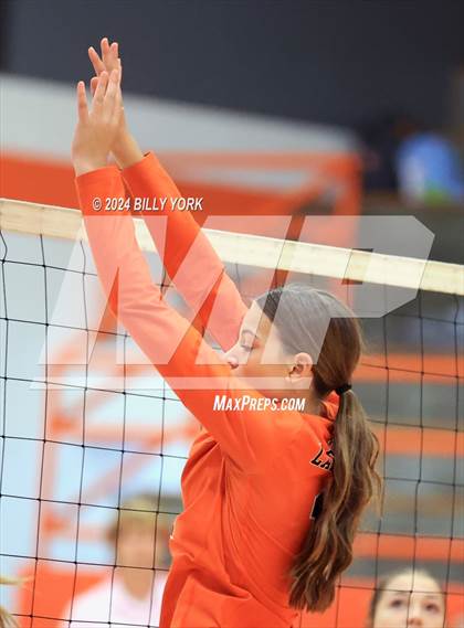 Thumbnail 3 in Grand Saline vs Mineola photogallery.