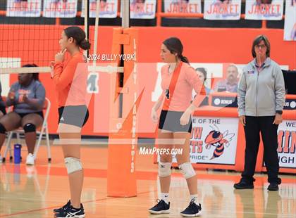 Thumbnail 2 in Grand Saline vs Mineola photogallery.