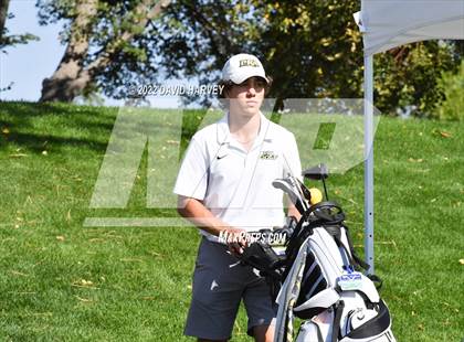 Thumbnail 1 in 3A State Championships Boys Golf Day 2 photogallery.