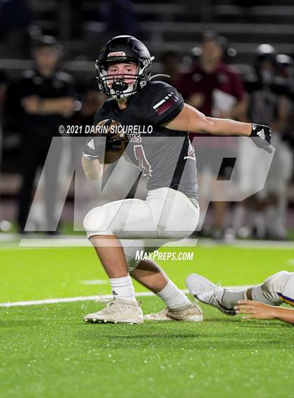 Thumbnail 3 in JV: Red Mountain vs Mesa photogallery.