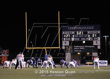 Thumbnail 3 in San Clemente @ La Habra (CIF-SS Southwest Division Final) photogallery.
