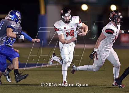 Thumbnail 3 in San Clemente @ La Habra (CIF-SS Southwest Division Final) photogallery.