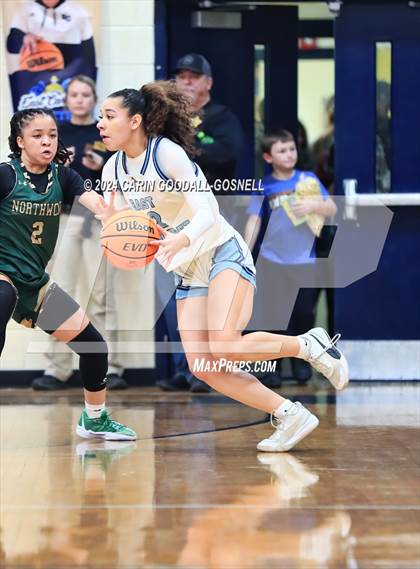 Thumbnail 2 in Northwood @ East Carteret (NCHSAA Round 2) photogallery.