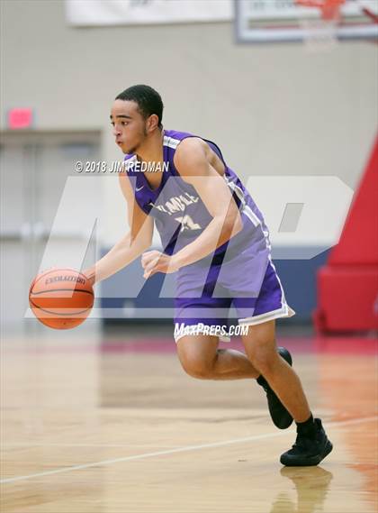 Thumbnail 3 in Humble vs Mansfield Summit (McDonald's Texas Invitational) photogallery.