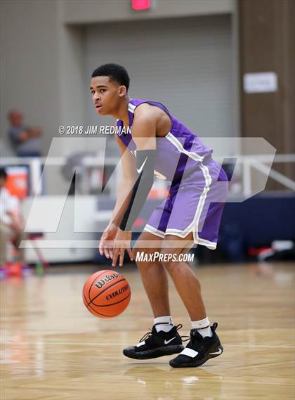 Thumbnail 3 in Humble vs Mansfield Summit (McDonald's Texas Invitational) photogallery.