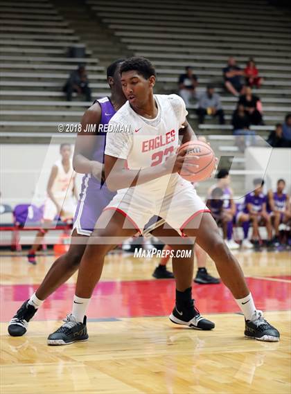 Thumbnail 2 in Humble vs Mansfield Summit (McDonald's Texas Invitational) photogallery.
