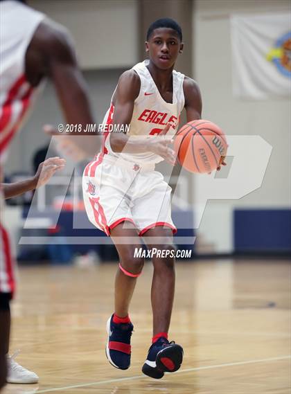 Thumbnail 1 in Humble vs Mansfield Summit (McDonald's Texas Invitational) photogallery.