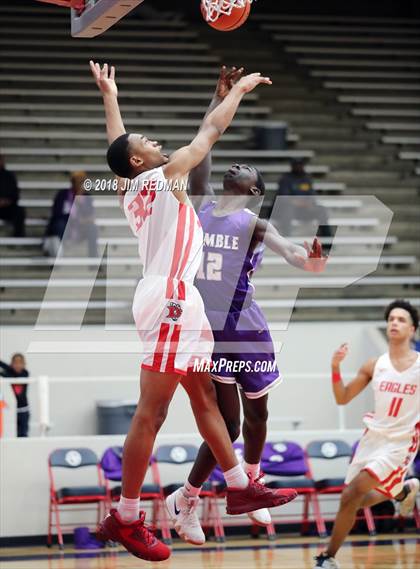Thumbnail 2 in Humble vs Mansfield Summit (McDonald's Texas Invitational) photogallery.