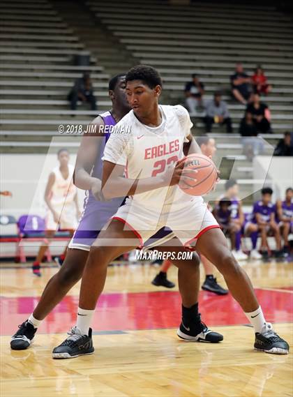 Thumbnail 1 in Humble vs Mansfield Summit (McDonald's Texas Invitational) photogallery.