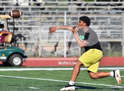 Thumbnail 1 in Jefferson @ Dominguez (7 on 7) photogallery.