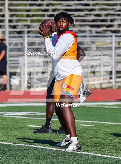 Thumbnail 3 in Jefferson @ Dominguez (7 on 7) photogallery.