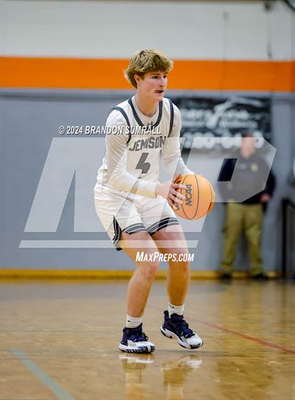 Thumbnail 3 in Chilton County vs Jemison (Chilton County Tournament) photogallery.
