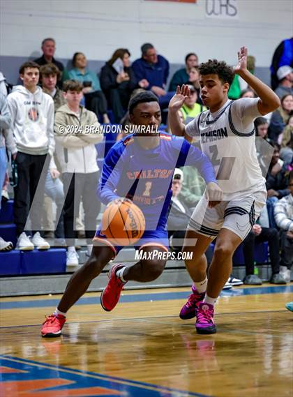 Thumbnail 2 in Chilton County vs Jemison (Chilton County Tournament) photogallery.