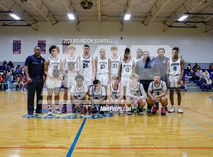 Thumbnail 2 in Chilton County vs Jemison (Chilton County Tournament) photogallery.