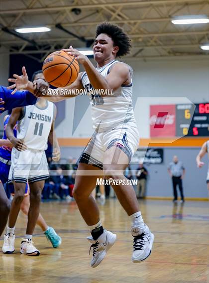 Thumbnail 3 in Chilton County vs Jemison (Chilton County Tournament) photogallery.