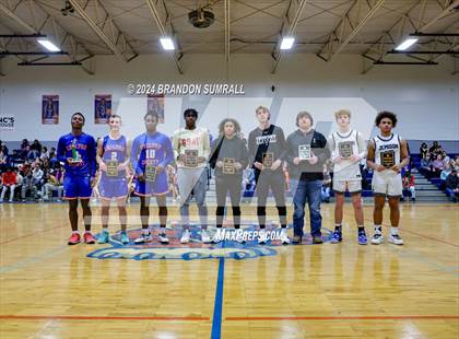 Thumbnail 2 in Chilton County vs Jemison (Chilton County Tournament) photogallery.