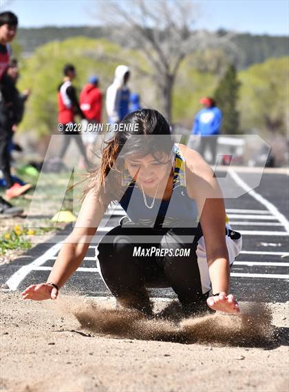 Thumbnail 2 in NMAA 2A District 5 Championships photogallery.