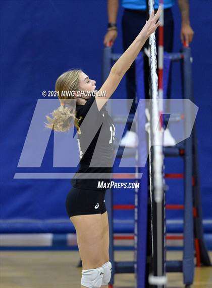 Thumbnail 2 in JSerra Catholic @ Santa Margarita photogallery.