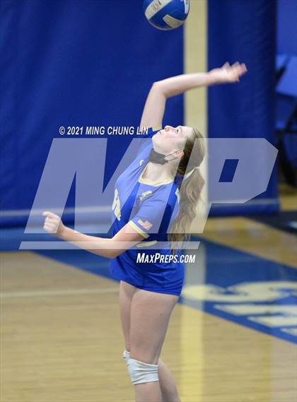 Thumbnail 3 in JSerra Catholic @ Santa Margarita photogallery.