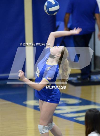 Thumbnail 2 in JSerra Catholic @ Santa Margarita photogallery.